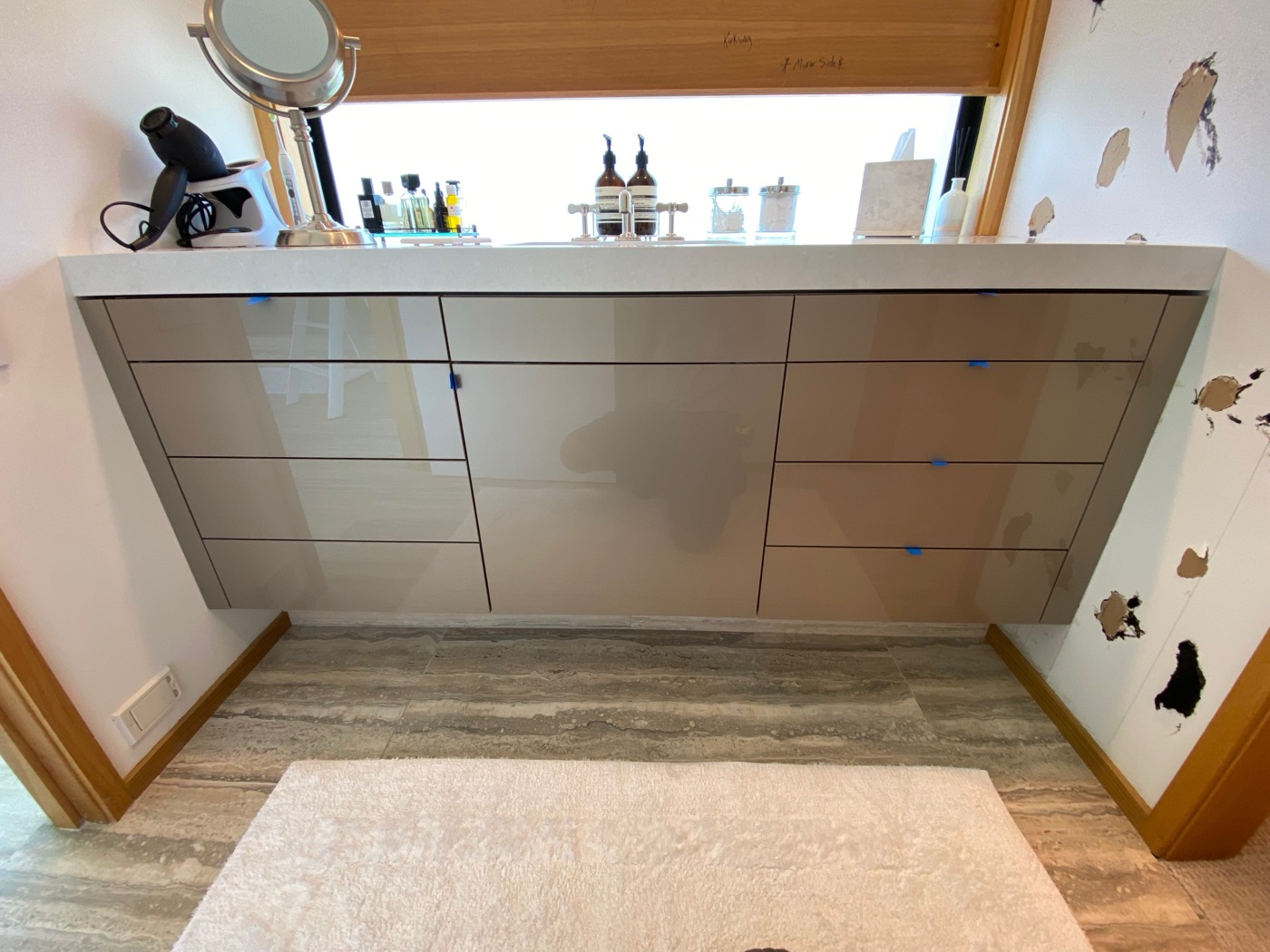 Bathroom vanity with mirror