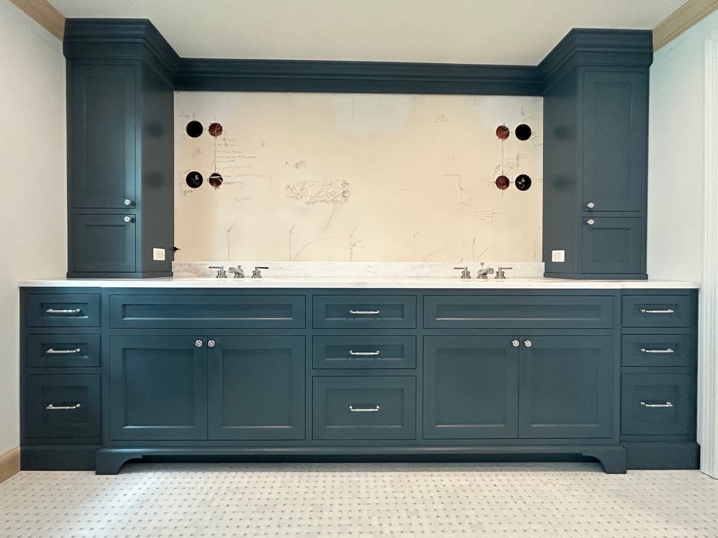 Built-in bar and vanity wall
